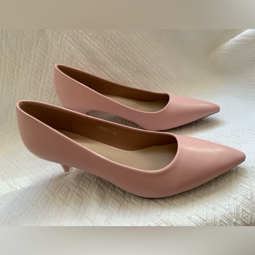 Chic Pink Heels - Picture 16 of 16